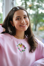 Load image into Gallery viewer, Mini Bow Wreath Sweater