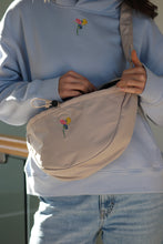 Load image into Gallery viewer, Embroidered Cross body bag