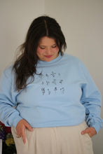 Load image into Gallery viewer, Floral embroidered sweatshirt