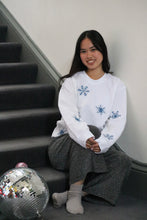 Load image into Gallery viewer, Lot's of Snowflakes Sweater