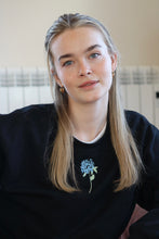 Load image into Gallery viewer, Single Hydrangea Sweater