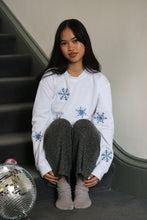 Load image into Gallery viewer, Lot's of Snowflakes Sweater