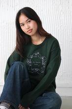 Load image into Gallery viewer, Favourite cat embroidered sweater