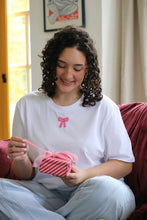 Load image into Gallery viewer, Mini Bow embroidered T-Shirt