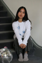 Load image into Gallery viewer, Lot's of Snowflakes Sweater