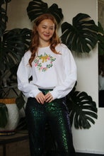 Load image into Gallery viewer, The Big Bow Wreath Sweater