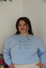 Load image into Gallery viewer, Floral embroidered sweatshirt