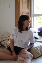 Load image into Gallery viewer, Large wildflower with doodle bee sleeve t-shirt