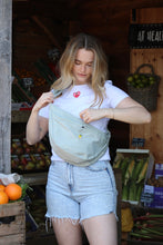 Load image into Gallery viewer, Embroidered Cross body bag