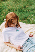 Load image into Gallery viewer, Colourful single moth t-shirt