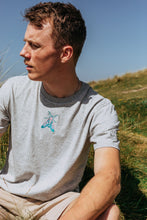 Load image into Gallery viewer, Colourful single moth t-shirt