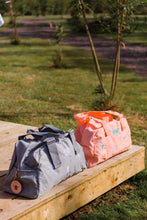 Load image into Gallery viewer, Bugs galore weekend bag