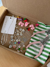 Load image into Gallery viewer, DIY charm box