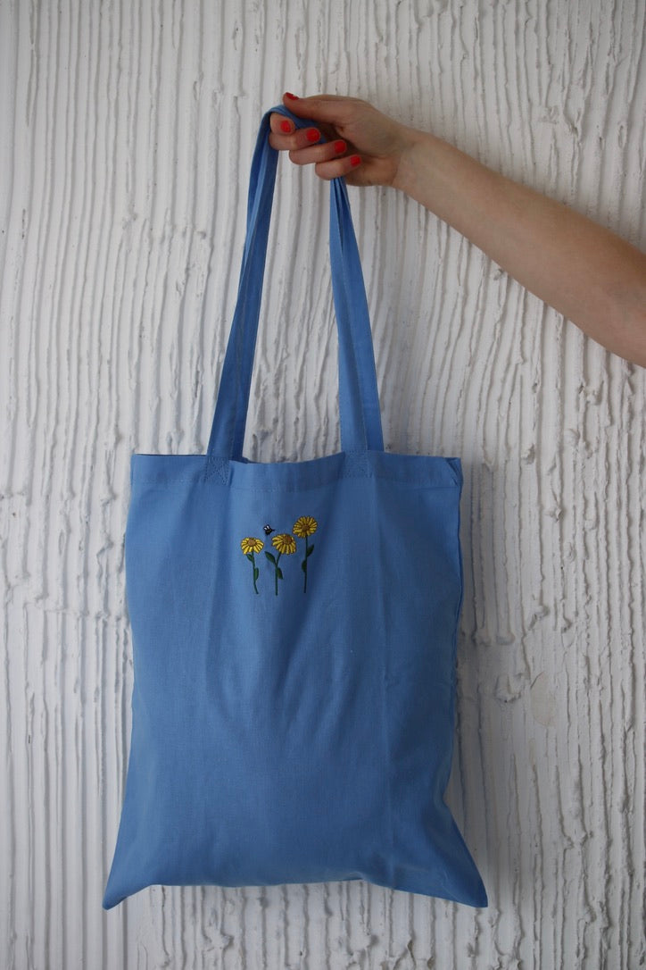 Mini trio of sunflowers with bee tote bag