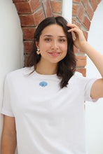 Load image into Gallery viewer, Mini Shell T-shirt