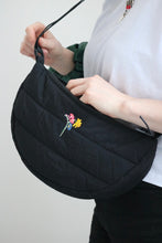 Load image into Gallery viewer, Quilted Cross body bag