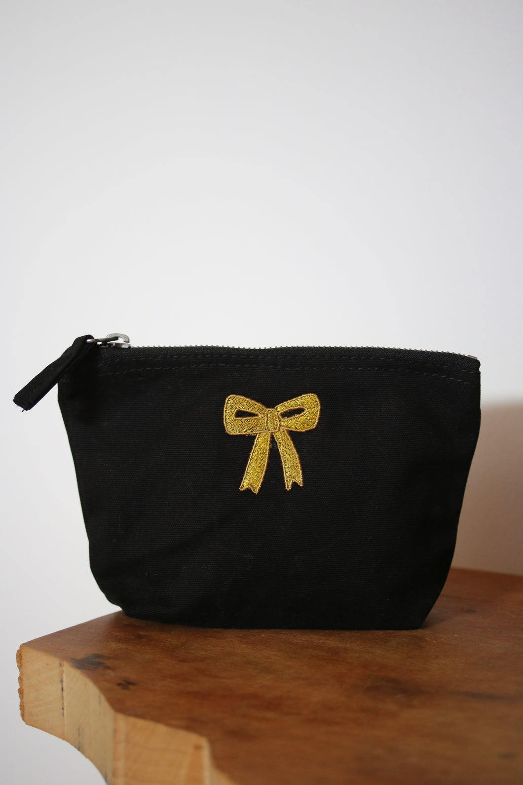 embroidered mini bow accessory purse / make up bag