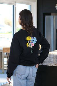 Back hydrangea bunch with flower front Sweater