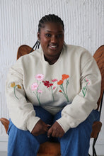 Load image into Gallery viewer, Autumnal Floral Sleeve Sweater