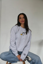 Load image into Gallery viewer, Simon&#39;s Halloween Party Sweater