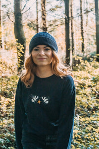 Star bee embroidered sweater