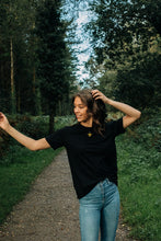 Load image into Gallery viewer, Mini star bee embroidered organic t-shirt