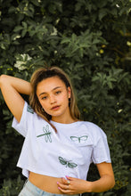 Load image into Gallery viewer, Bugs galore crop top