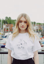 Load image into Gallery viewer, Safari animal embroidered t-shirt