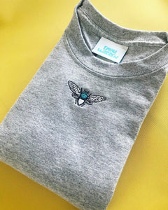 Mini turquoise moth embroidered organic t-shirt