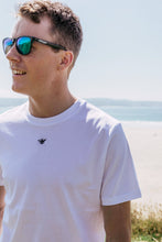Load image into Gallery viewer, Mini bee embroidered organic t-shirt.