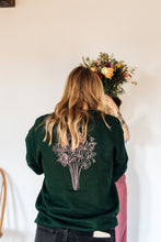 Load image into Gallery viewer, T-shirt with thanks a bunch slogan embroidery