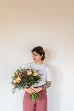 Load image into Gallery viewer, T-shirt with thanks a bunch slogan embroidery