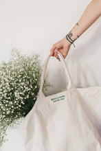 Load image into Gallery viewer, Maxi canvas bag with Have a really lovely day and mini bee