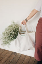 Load image into Gallery viewer, Maxi canvas bag with Have a really lovely day and mini bee
