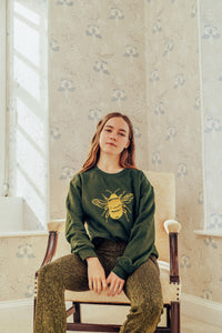 Extra special Embroidered BIG bee sweater