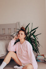 Load image into Gallery viewer, Favourite cat embroidered sweater