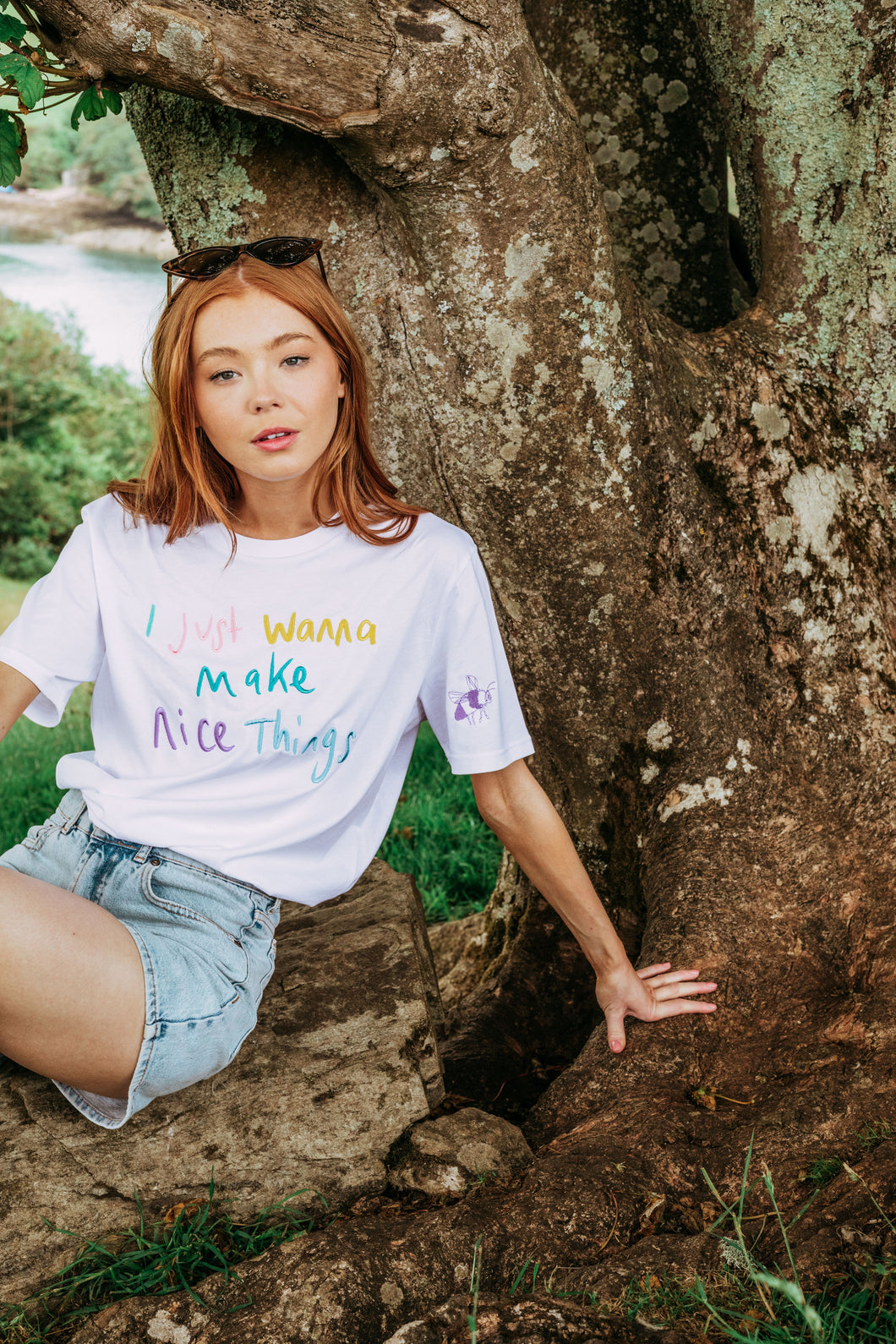 I just wanna make nice things embroidered t-shirt with  doodle bee on front sleeve
