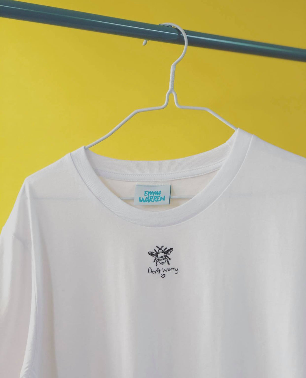 Don't worry bee embroidered t-shirt