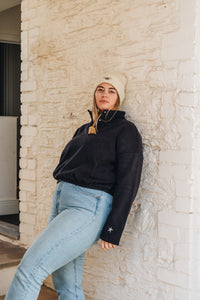 Cropped Fleece with sleeve embroidery