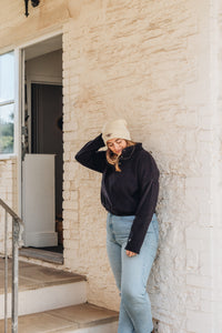 Cropped Fleece with sleeve embroidery
