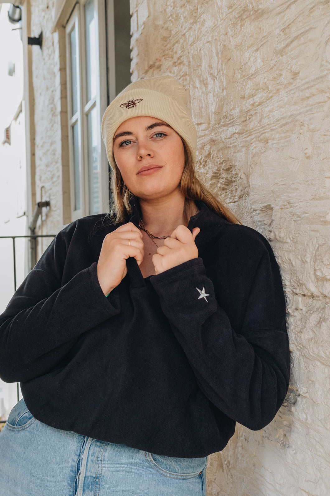 Cropped fleece with sleeve embroidery