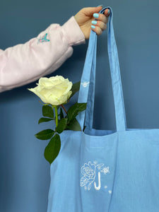 Embroidered initial tote with mini bee strap
