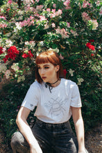 Load image into Gallery viewer, Big bee embroidered organic t-shirt with bee sleeve detail