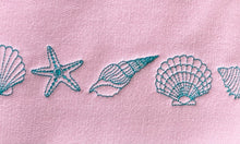 Load image into Gallery viewer, Shell embroidered sweater