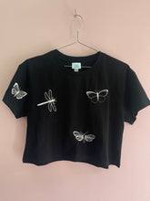 Load image into Gallery viewer, Bugs galore crop top