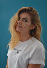 Load image into Gallery viewer, T-shirt with thanks a bunch slogan embroidery