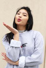 Load image into Gallery viewer, Double heart bee embroidered sweater